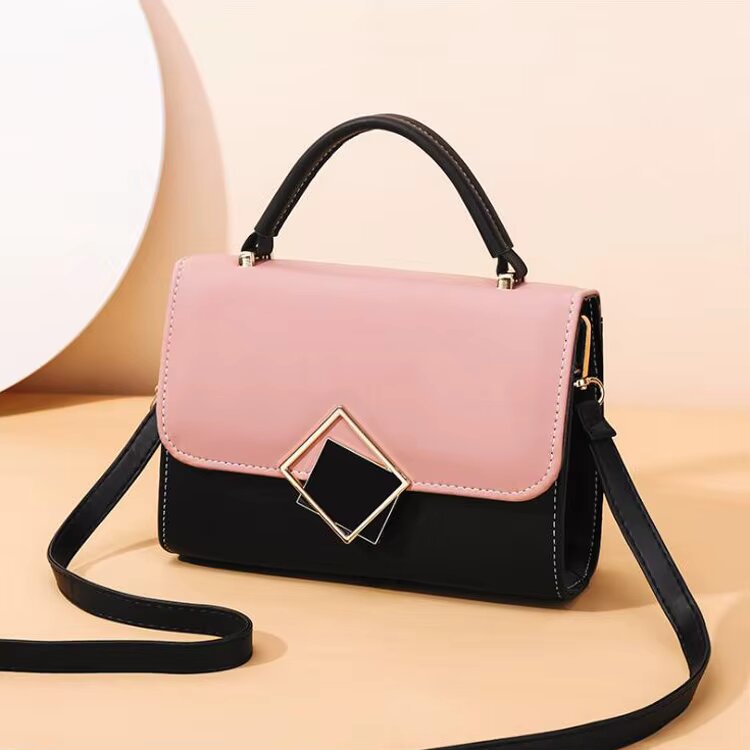 Avery Petite Shoulder Bag