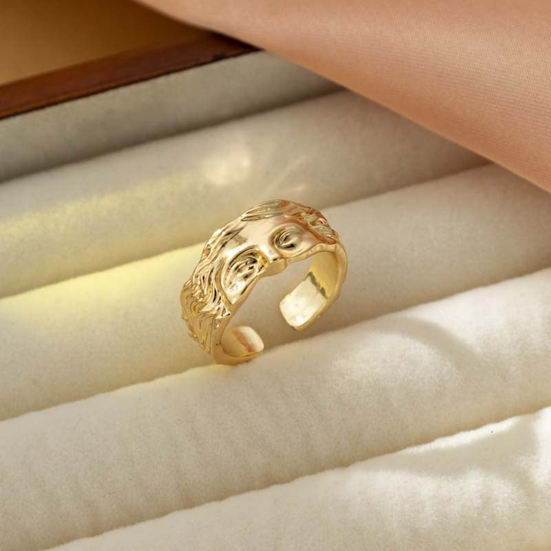 "Aphrodite's Gaze" Adjustable Ring